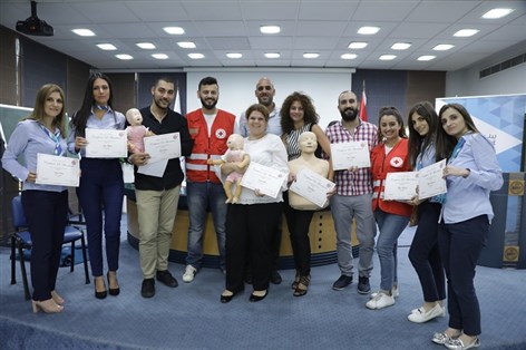 فريق عمل بنك بيروت يتابع دورات تدريب عن الاسعافات الاولية والإنعاش مع الصليب الاحمر اللبناني